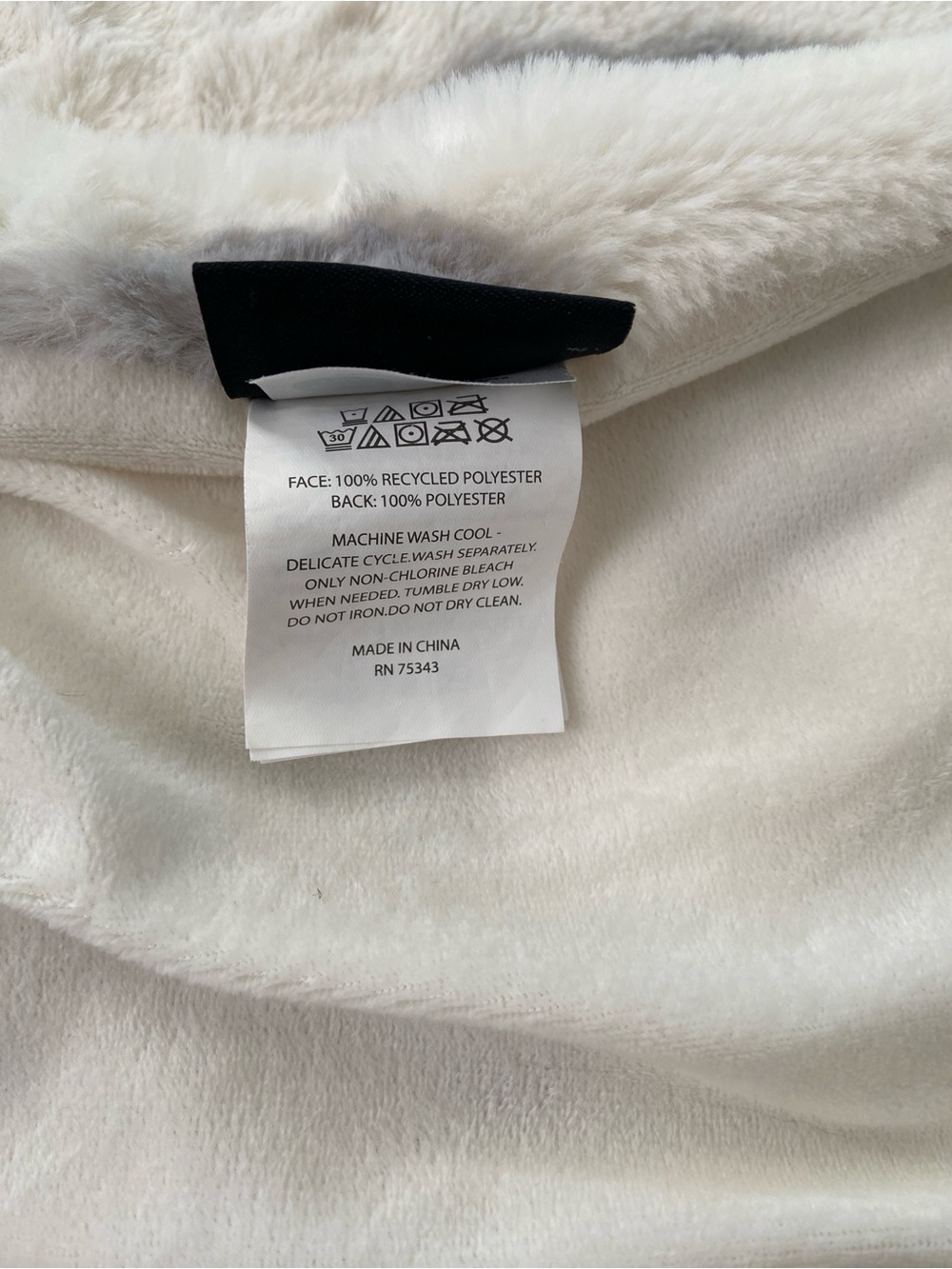 HTF Rachel Zoe Faux Fur Heart Patterned Throw Blanket Valentines Day - Picture 8 of 13